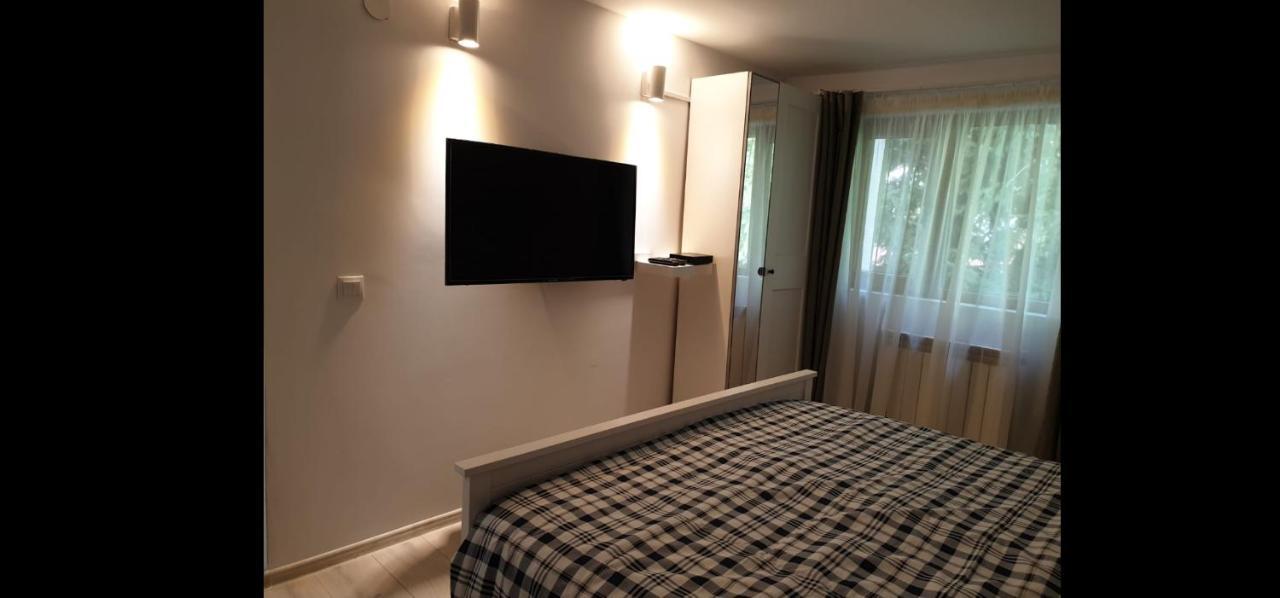 Hotel Casa Aris Lepsa Vrancea Extérieur photo