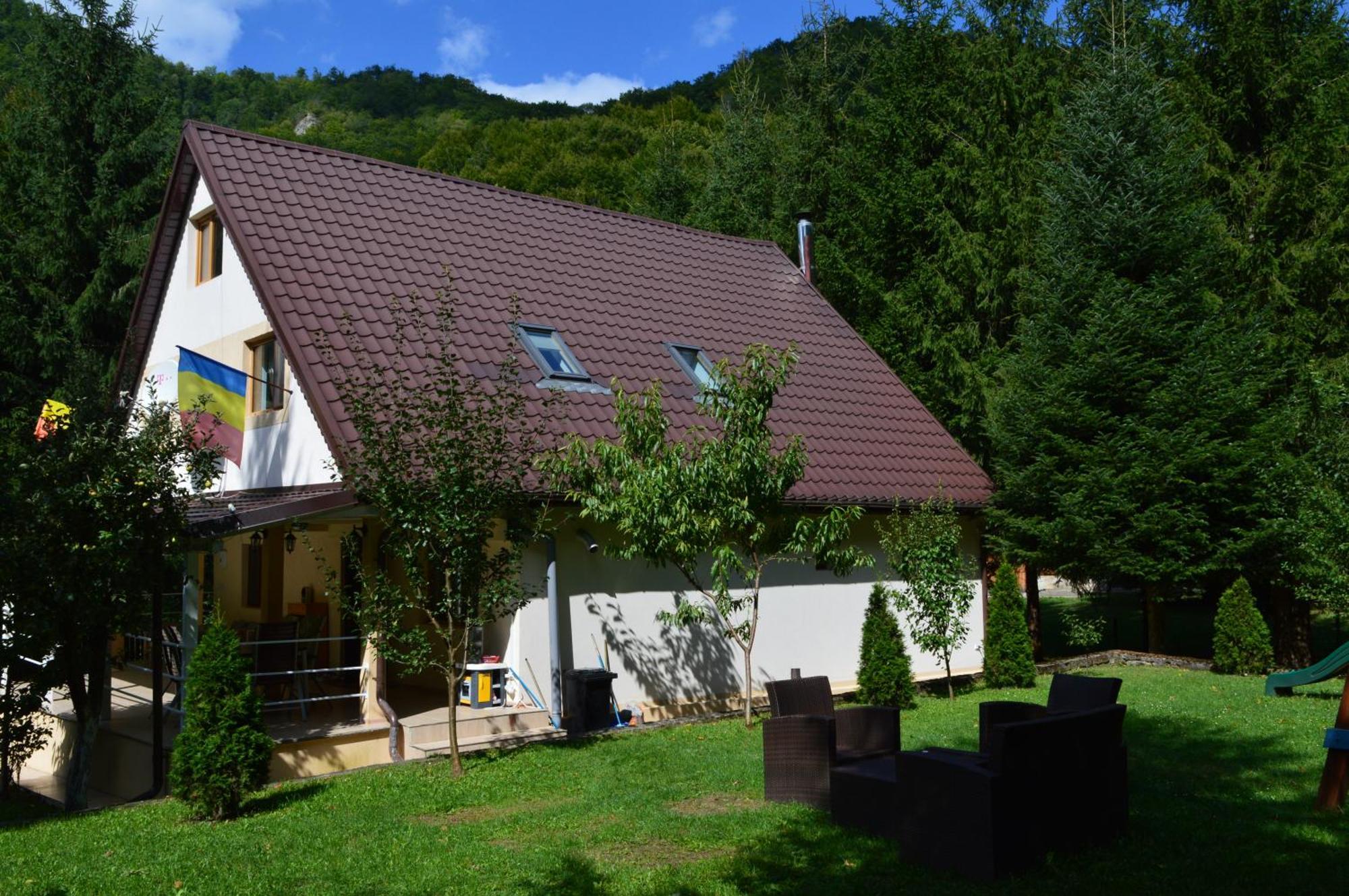 Hotel Casa Aris Lepsa Vrancea Extérieur photo