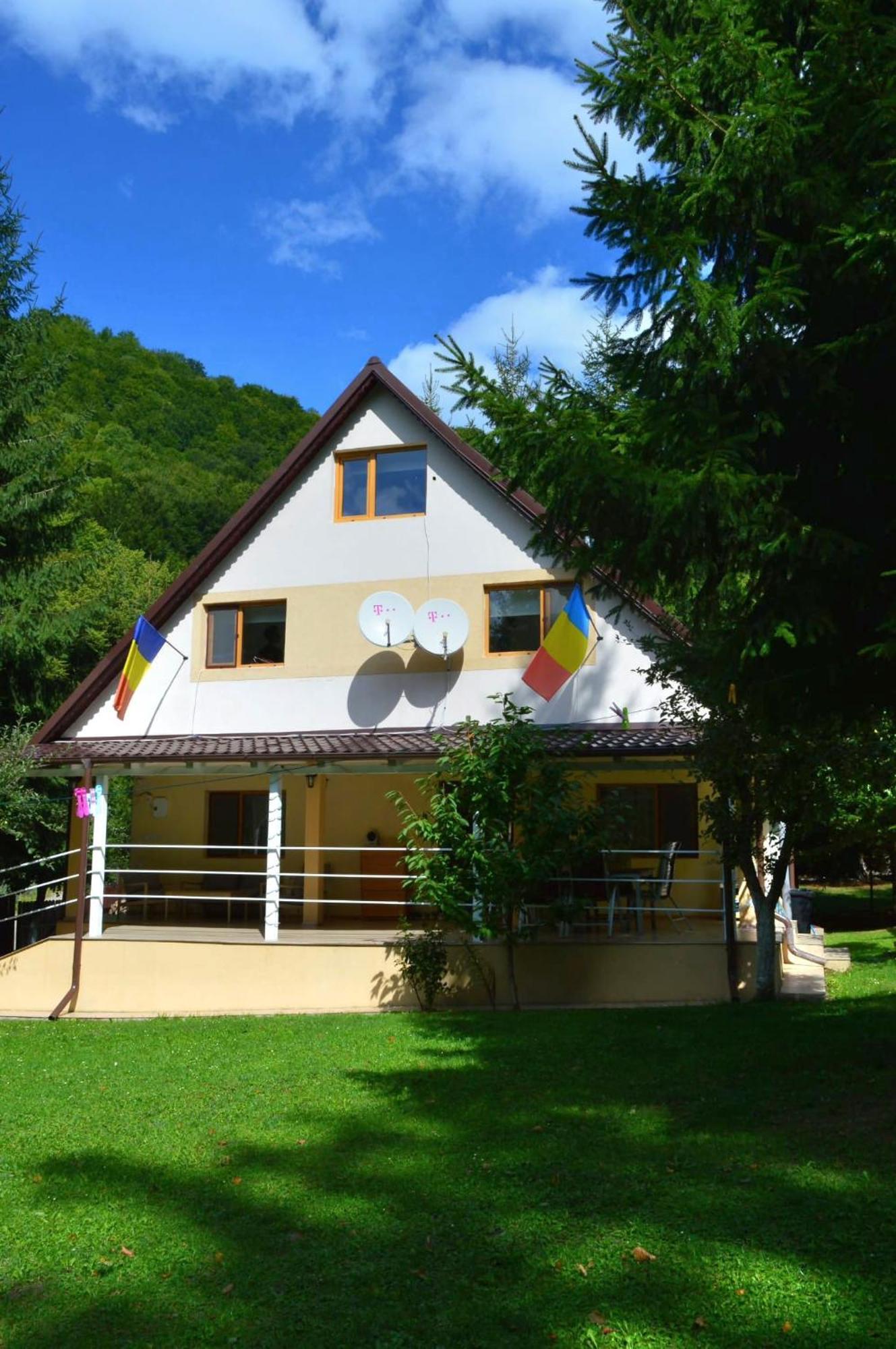 Hotel Casa Aris Lepsa Vrancea Extérieur photo